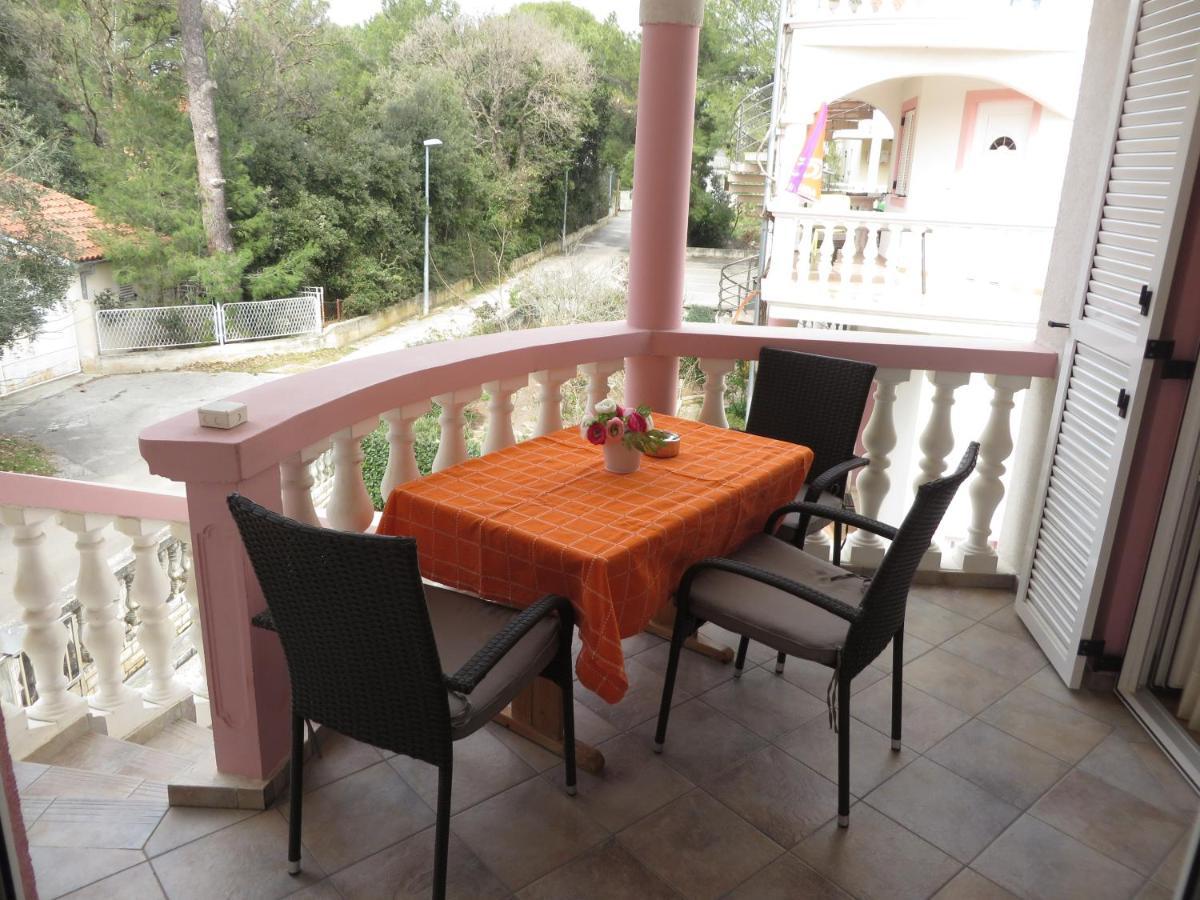 Gardenia Apartments Pakostane Exterior photo